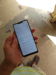 LG