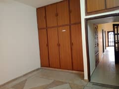 G11,3 C/Type Second Floor Good location 3 bedroom