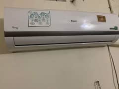Gree dc inverter heat and cool 1.5ton 0325=7418262