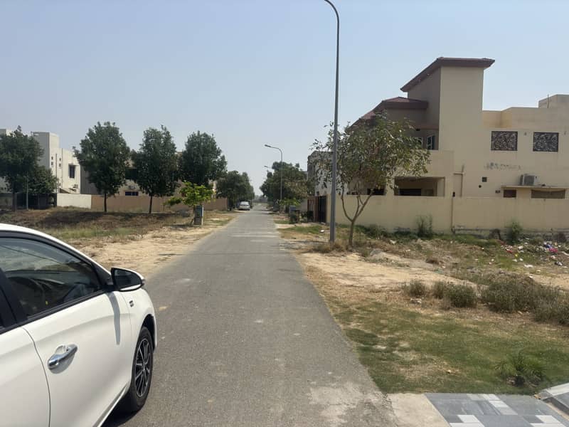 DHA PHASE 11 RAHBAR BLOCK C 10 MARLA PLOT LOW PRICE IS AVAILABLE FOR SALE 0