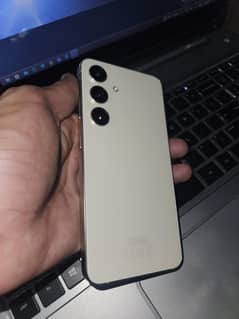 Samsung s24