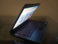 Dell Gaming Laptop Latitude E6440 8GB RAM, 56GB HDD, 2GB Graphic Card
