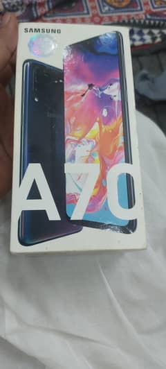 Screen may shade hai bqi sb working may ok hai