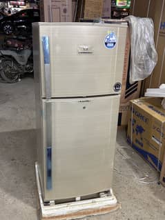 Dawlance fridge for sale