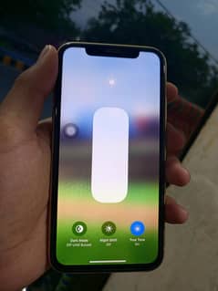 I phone xr 128 gp factory unlock price final haa 1rupeea kam ni hoga