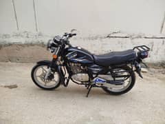 Suzuki GS SE model 2018
