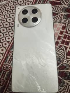 Tecno Camon 30