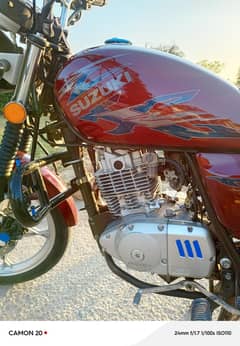 Suzuki gs 150 se 2022