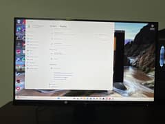 Hp z22 gaming monitor boderless  (just like brand new)