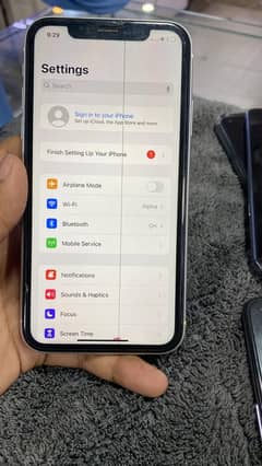 IPHONE 11 non pta Panel par line ha bass