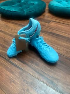 NIKE unisex Kids Phantom Gx Li Club Sneakers