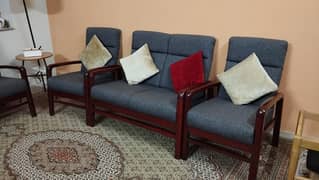 My most favorite sofa set looking for a new caring home.