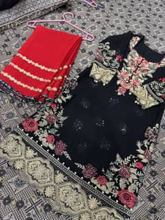 Party wear