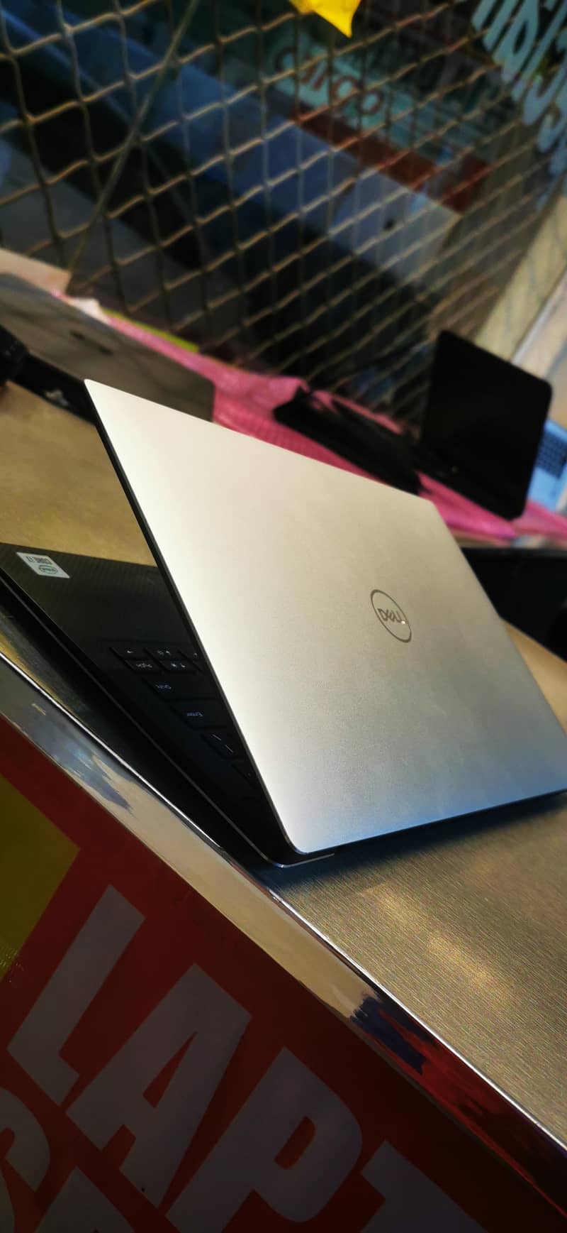 Xps i7/10th/16/512 like box condition 7
