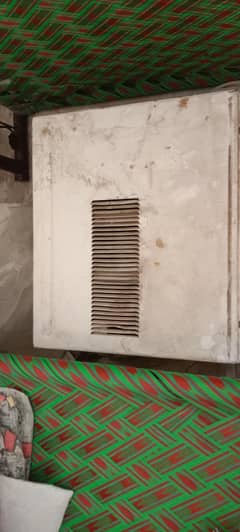 windowAc