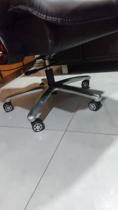 repairing ka kam bhi kiya jata h