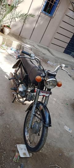 Selling my honda cd 70 point