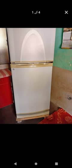 dawlance refrigerator medium size for sale