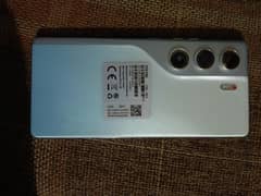 Tecno cammon 40.8/256 just box open