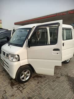 Nissan Clipper 2013