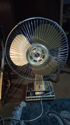 Golden National Table 220v Fan for sale
