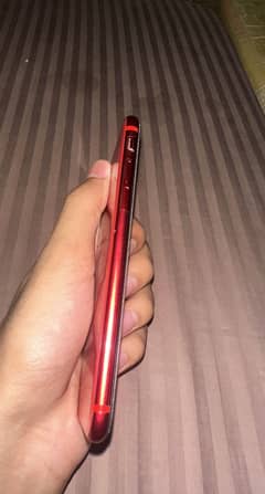 Iphone se 2 (pta approved)  good condition with geniun cable