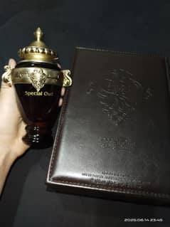 Arabian Oud  (العربیتہ للعود)