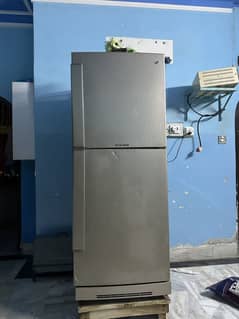 Pell fridge model :prdi 160 full size