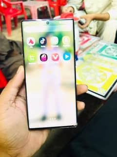 Samnsung Galaxy S22 ultra