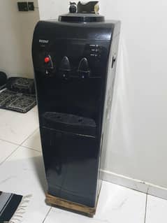 Orient Water Dispenser 3 taps with refrigerator