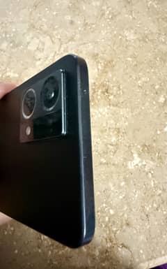 Oppo F21 with box for sell