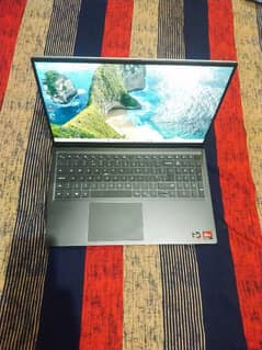 Dell Ryzen 7 5700U (16-CPU) 8GB Graphic 32GB-RAM/ 256GB-SSD 4K Display