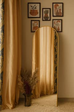 Full length stand mirror