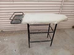 Iron stand. 03222564277