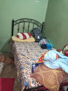 8000 single bed