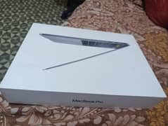 MacBook