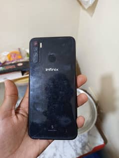all ok set hai back par crack hai or battery change hai
