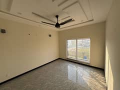 10 Marla Brand New Upper Portion For Rent In Park View City Lahore.