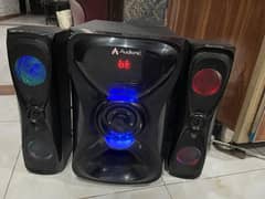 Audionic R-30 speakers