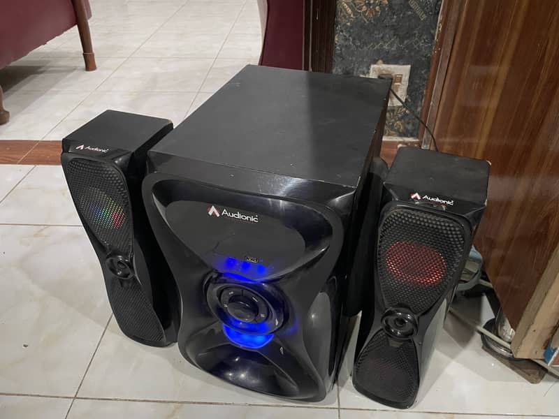 Audionic R-30 speakers - Speakers - 1102659921
