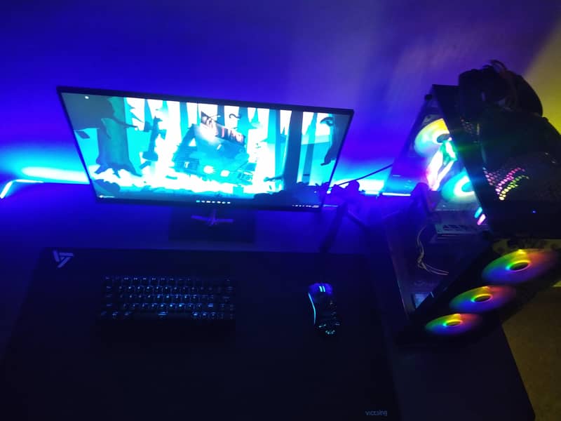 Gaming Pc with CPU 5500 and Rx6600 4