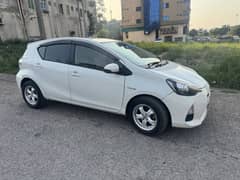 Toyota Aqua G Hybrid