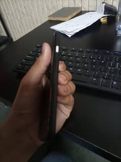 Google pixel 4 single sim 6/128 amazing camra and battery scratch less