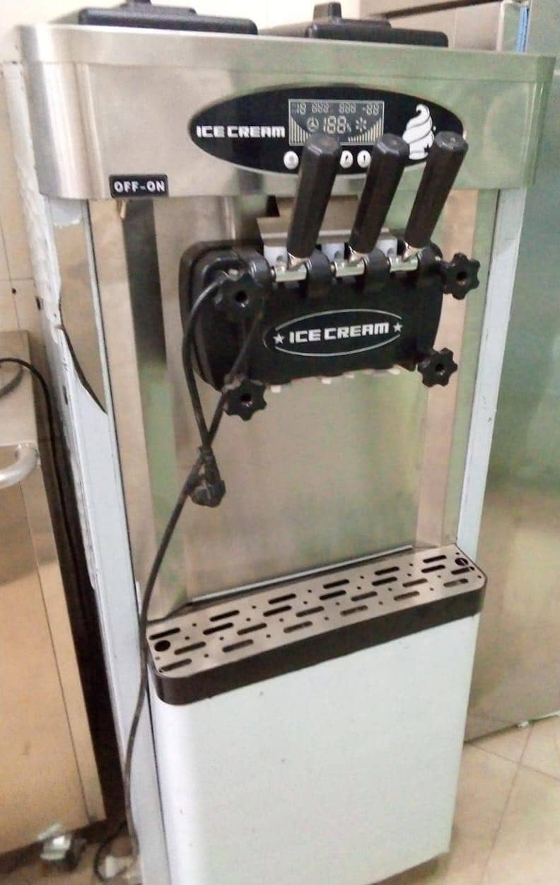 Ice cream machine slush tawa rolling snowflake ice cube maker etc 2