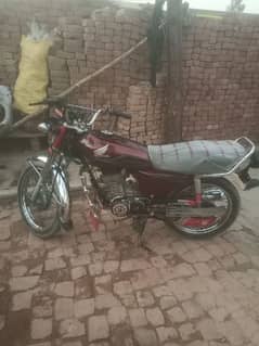 Honda 125 17moderl original.  location bhova hassan.