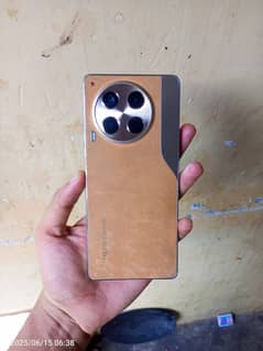 tecno camon 30 12+12 256 sale and xchnage read ad