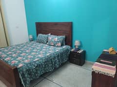 Dayyar wood bed Set