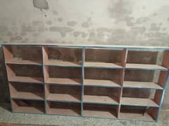 rak and banch for sale bilkul Thora SA istimal ha