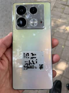 Infinix note 40.