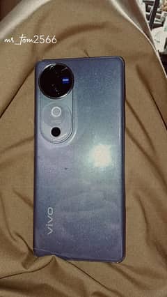vivo v40 box charger sath 80w fast charger
